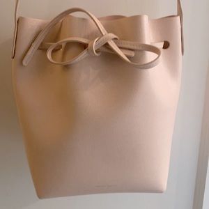 Mansur Gavriel saffiano bucket bag
